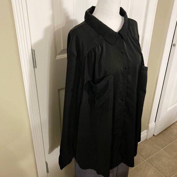 TORRID Plus-size black button-down 3/4th sleeve shirt ~ Goth 3X 4X silky blouse - Picture 4 of 13